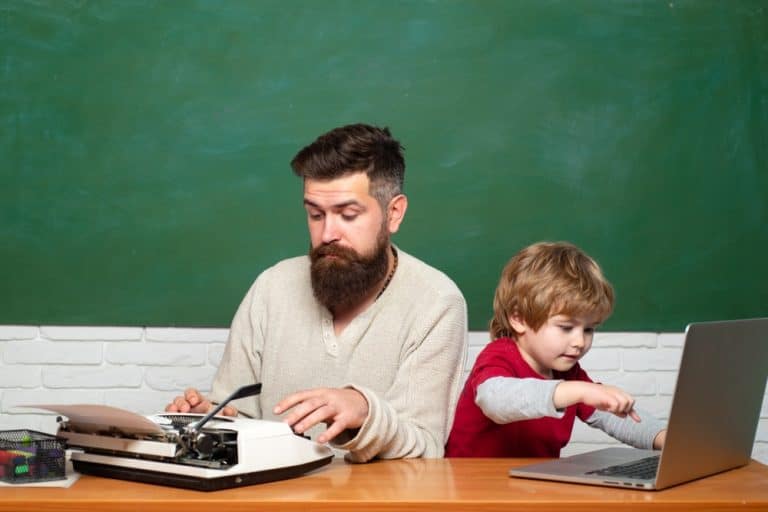 Tutor Vs. Teacher: Knowing the Differences